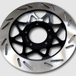 DISCO DE FRENO DEL.AKT 125 NKDR-SLR/REVO_UND