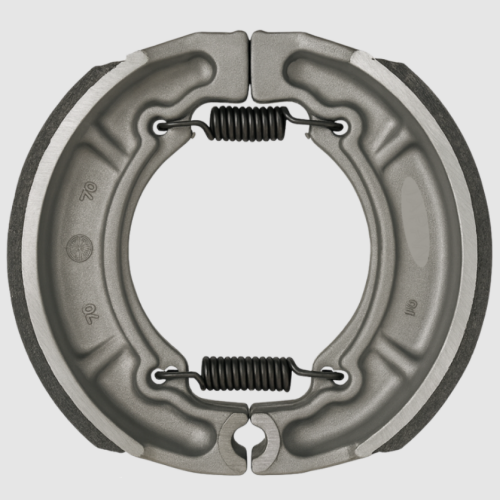 03043 BANDA DE FRENO VICTORY AKT EVO DISCOVER 100 110 XCD 125 DISCOVER 125 PLATINO APA - Imagen 1