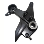SOPORTE POSAPIE DELANTERA DERECHA RAIDER 125 CARBURADA TVS APACHE 160 2 V ORIGIN