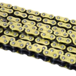 CADENA DORADA NEGRA 428HX132 REVO