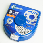 KIT DE ARRASTRE DISCOVER 135 4 HUECOS CADENA NIQUELADA 428H-124 CASSARELLA